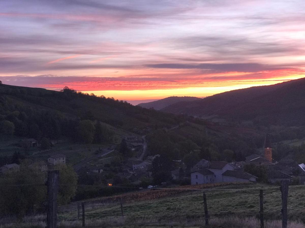 Ravissant Appartement Dans Cadre Verdoyant Marchampt Buitenkant foto