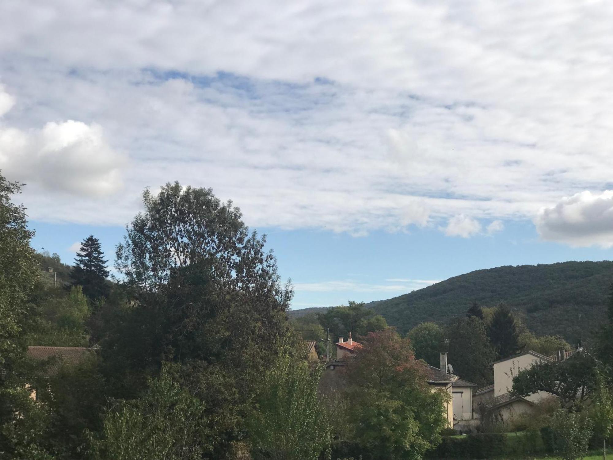 Ravissant Appartement Dans Cadre Verdoyant Marchampt Buitenkant foto